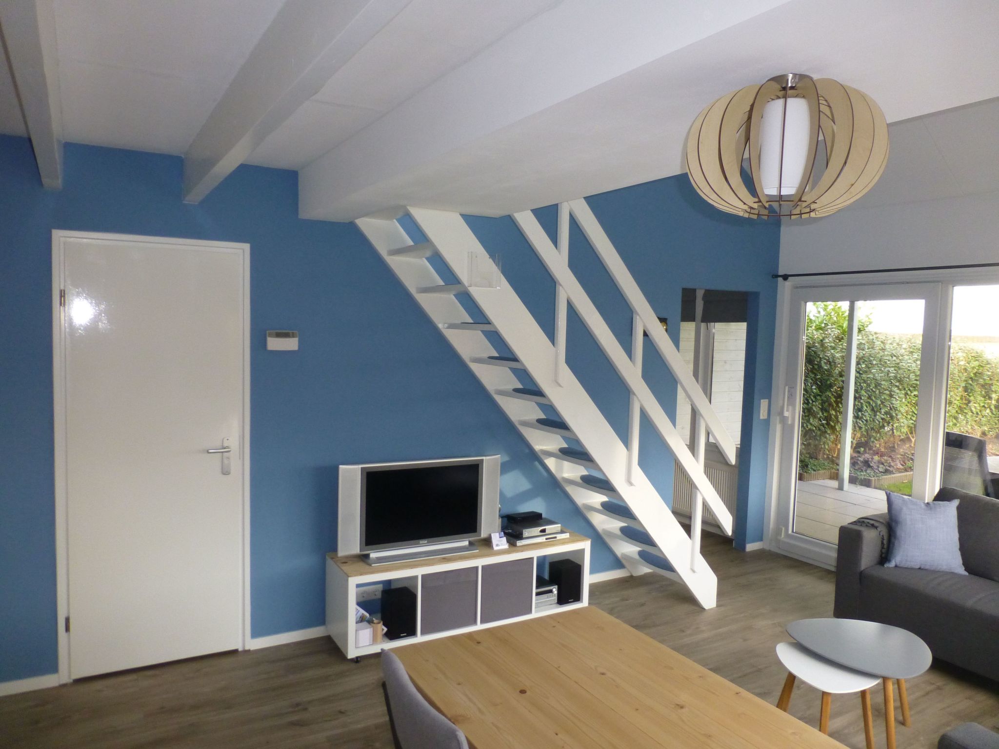 Neuer schöner Bungalow-Dedans