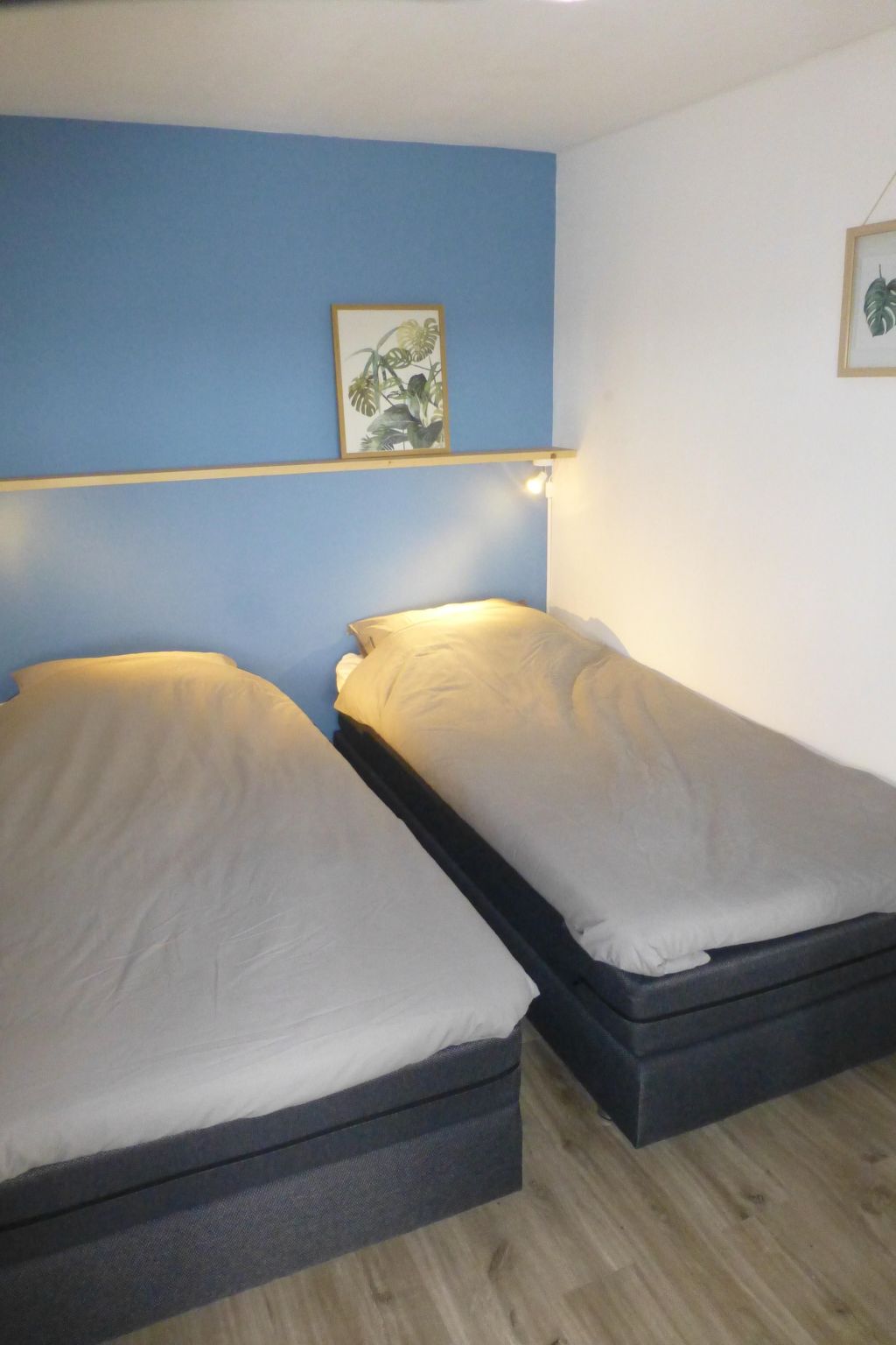 Neuer schöner Bungalow-Dedans