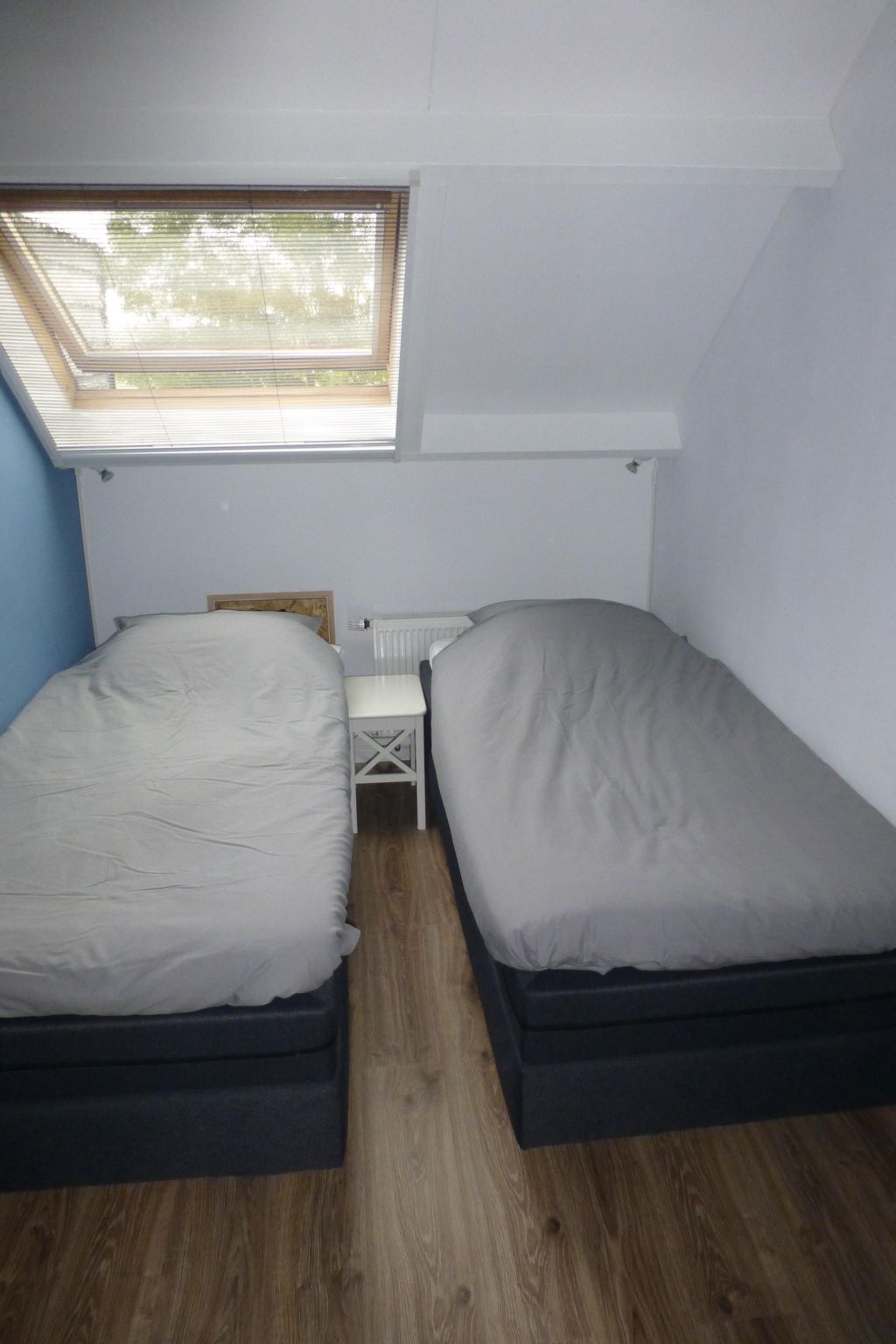 Neuer schöner Bungalow-Dedans