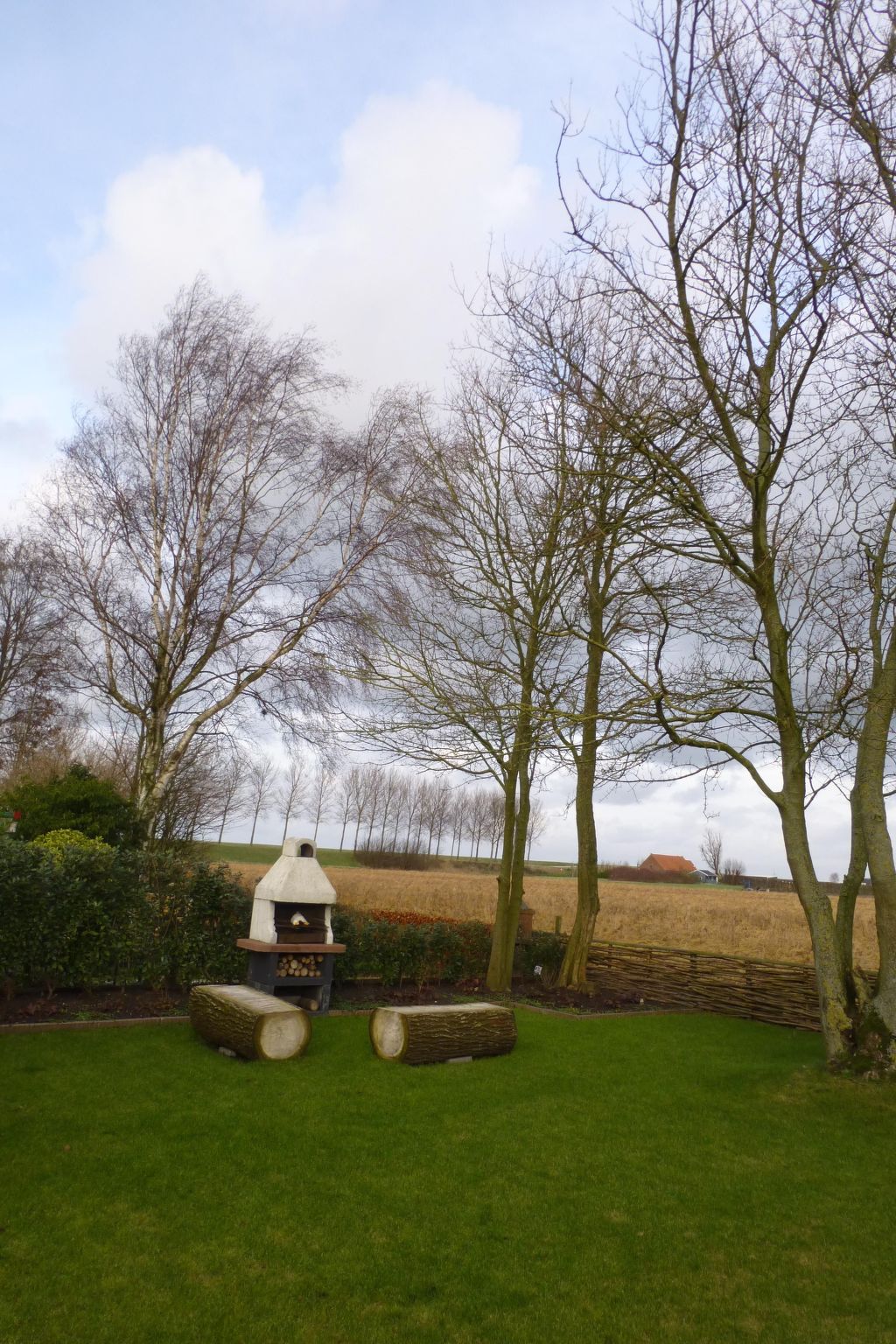 Neuer schöner Bungalow-Dedans