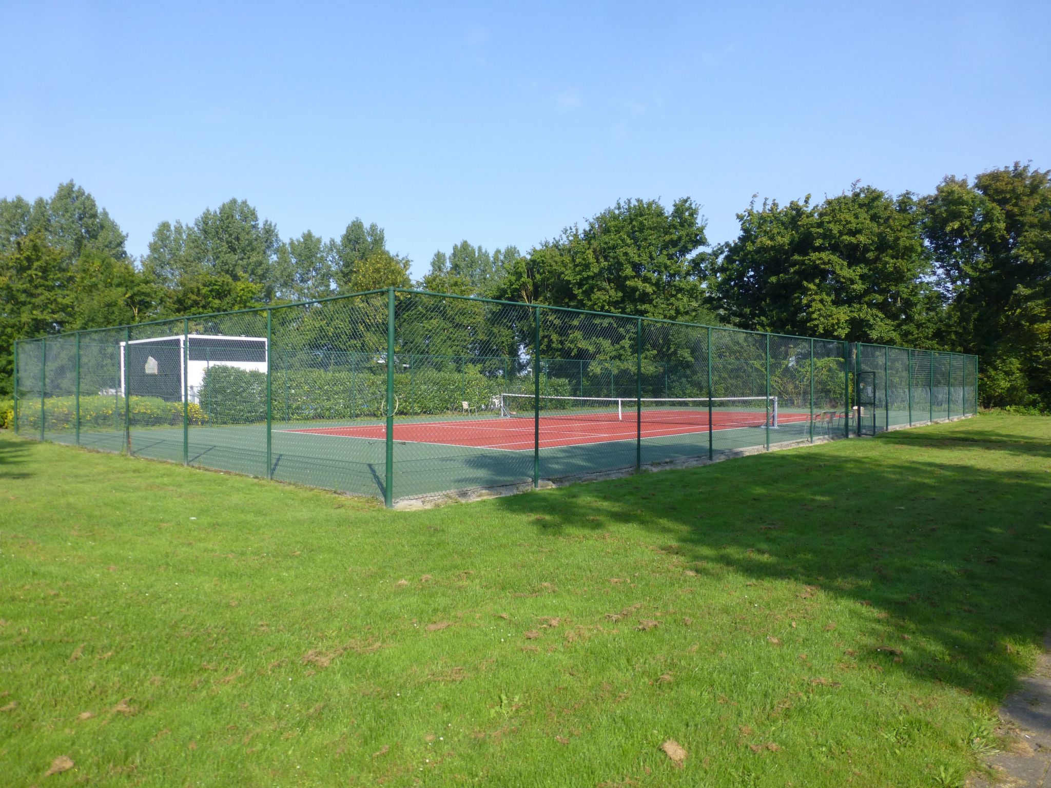 Neuer schöner Bungalow-Dedans