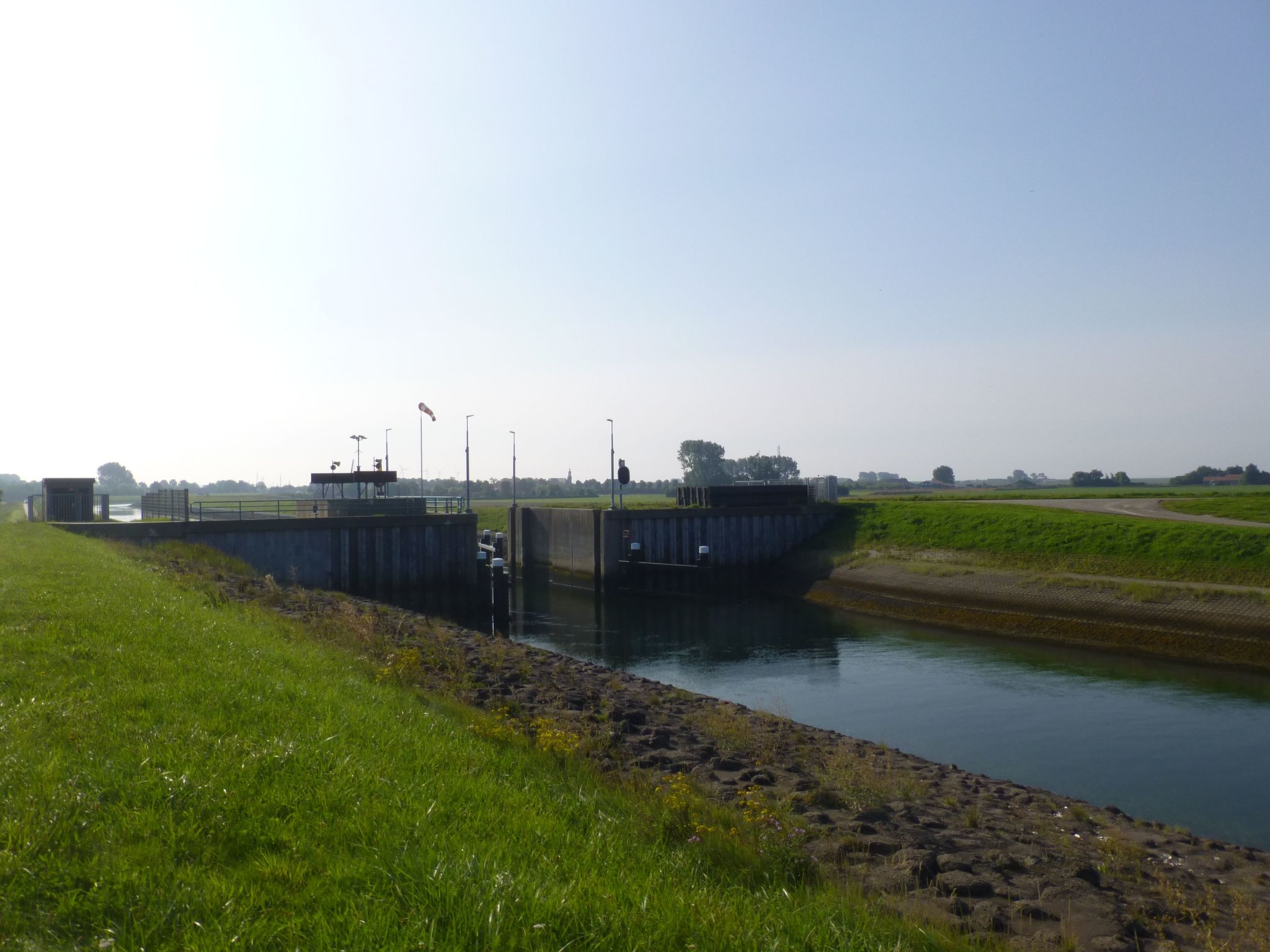 Neuer schöner Bungalow-Dedans