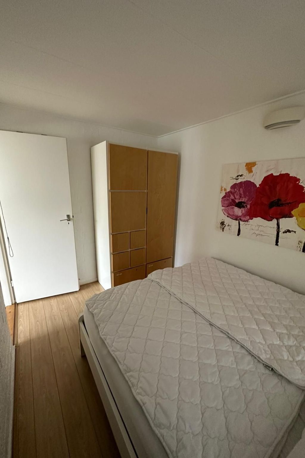 Mit Garten, Grill und Terrasse-Drinnen