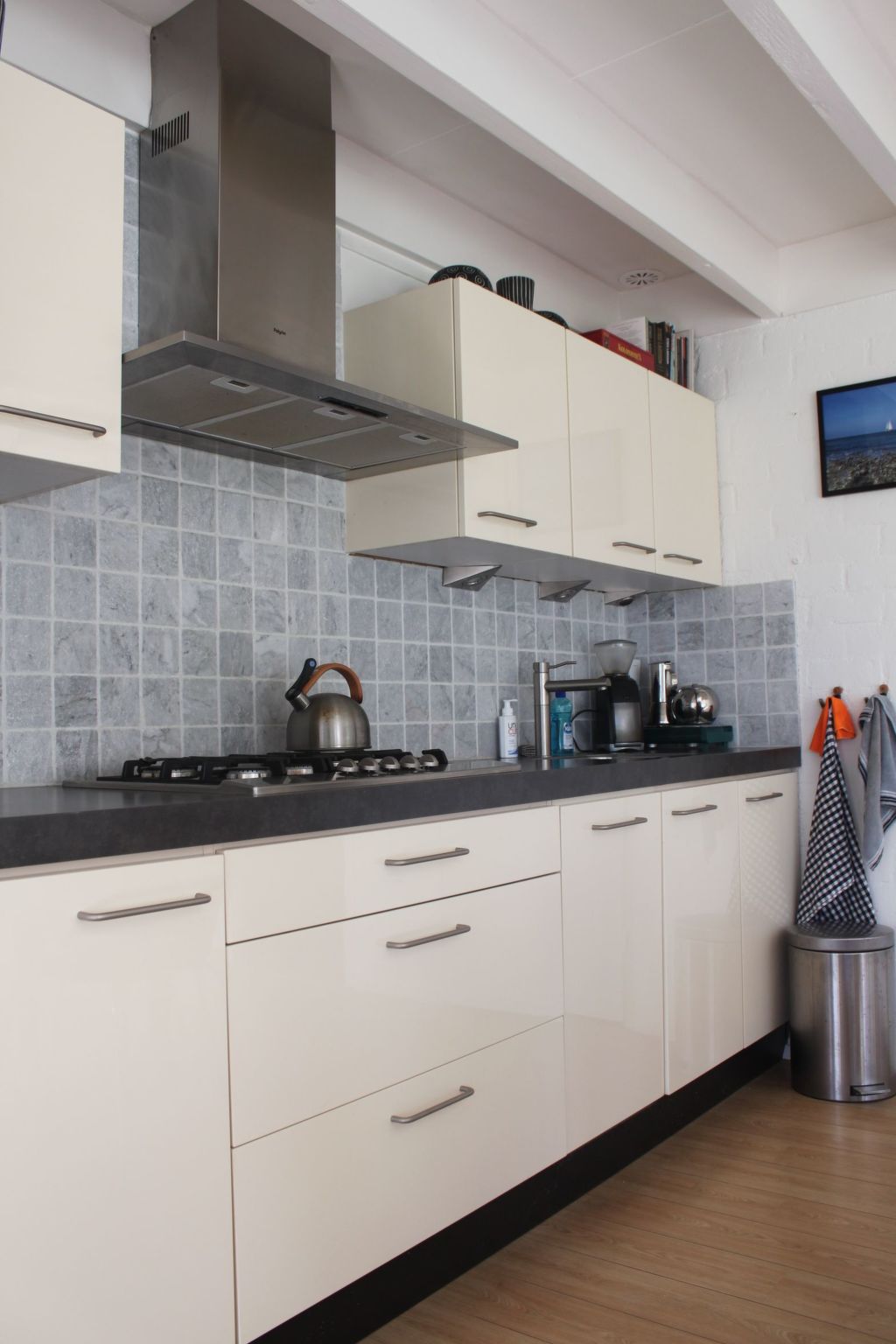 Mit Garten, Grill und Terrasse-Drinnen