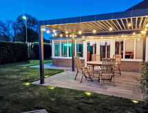 Ferienhaus 13: Gezellig vakantiehuis met wintertuin, 500m van zee - thumbnail 1
