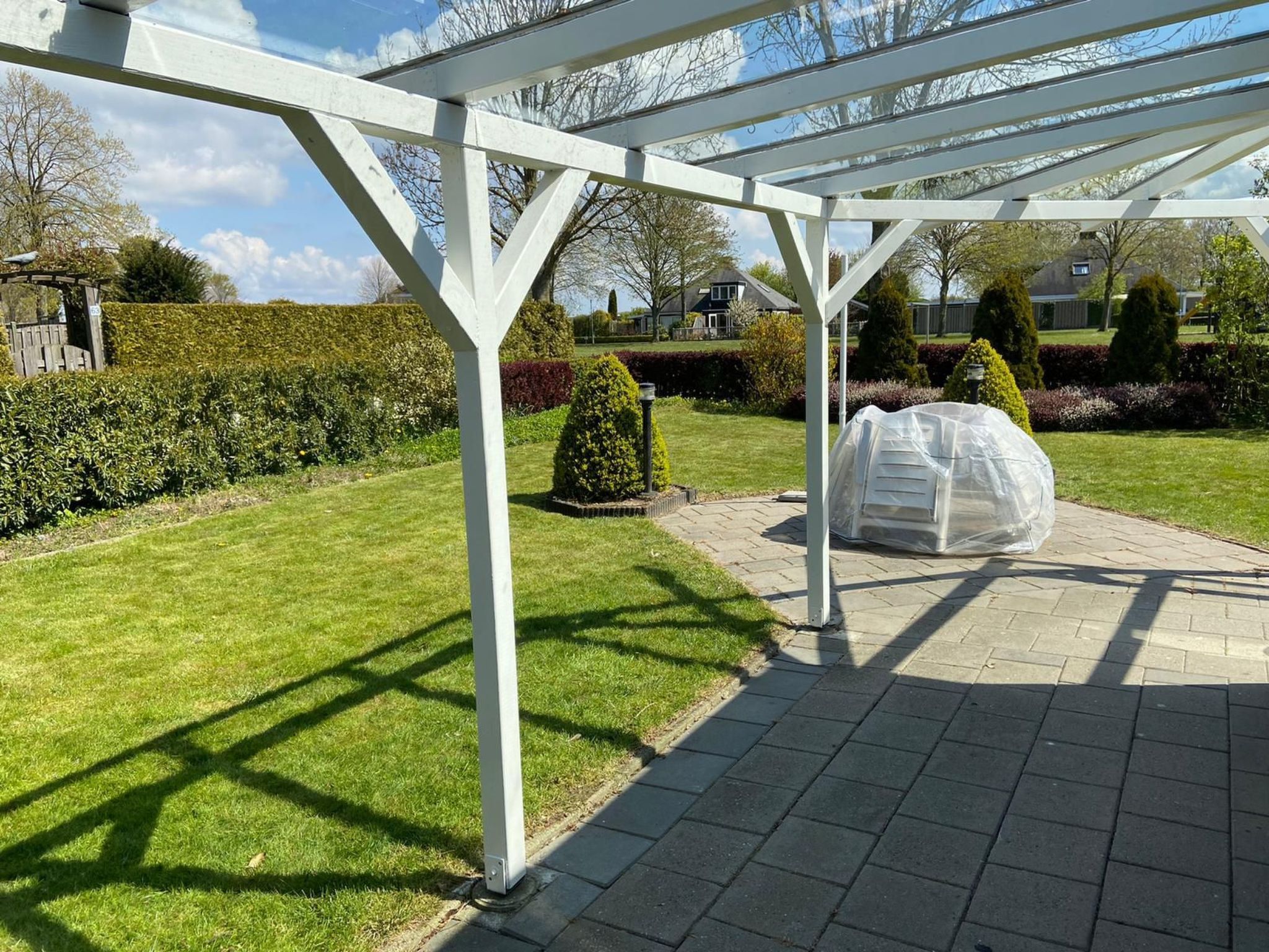 "Buurtweg 61"-Drinnen