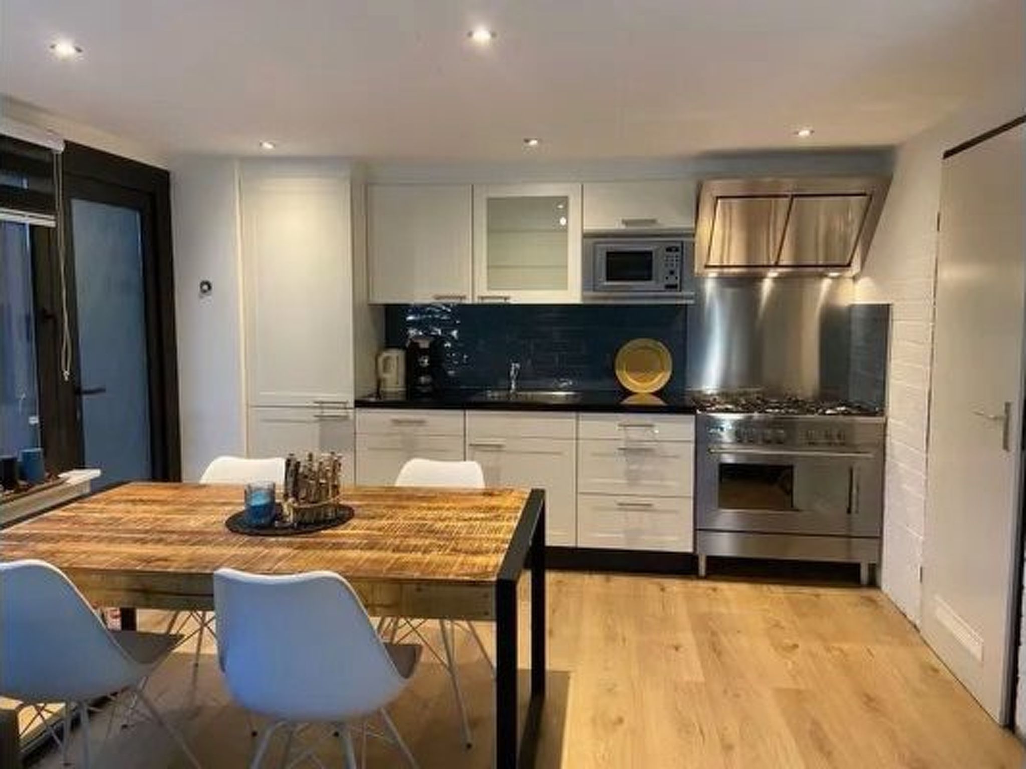 Wunderschön komplett modernisierter Bungalow.-Drinnen