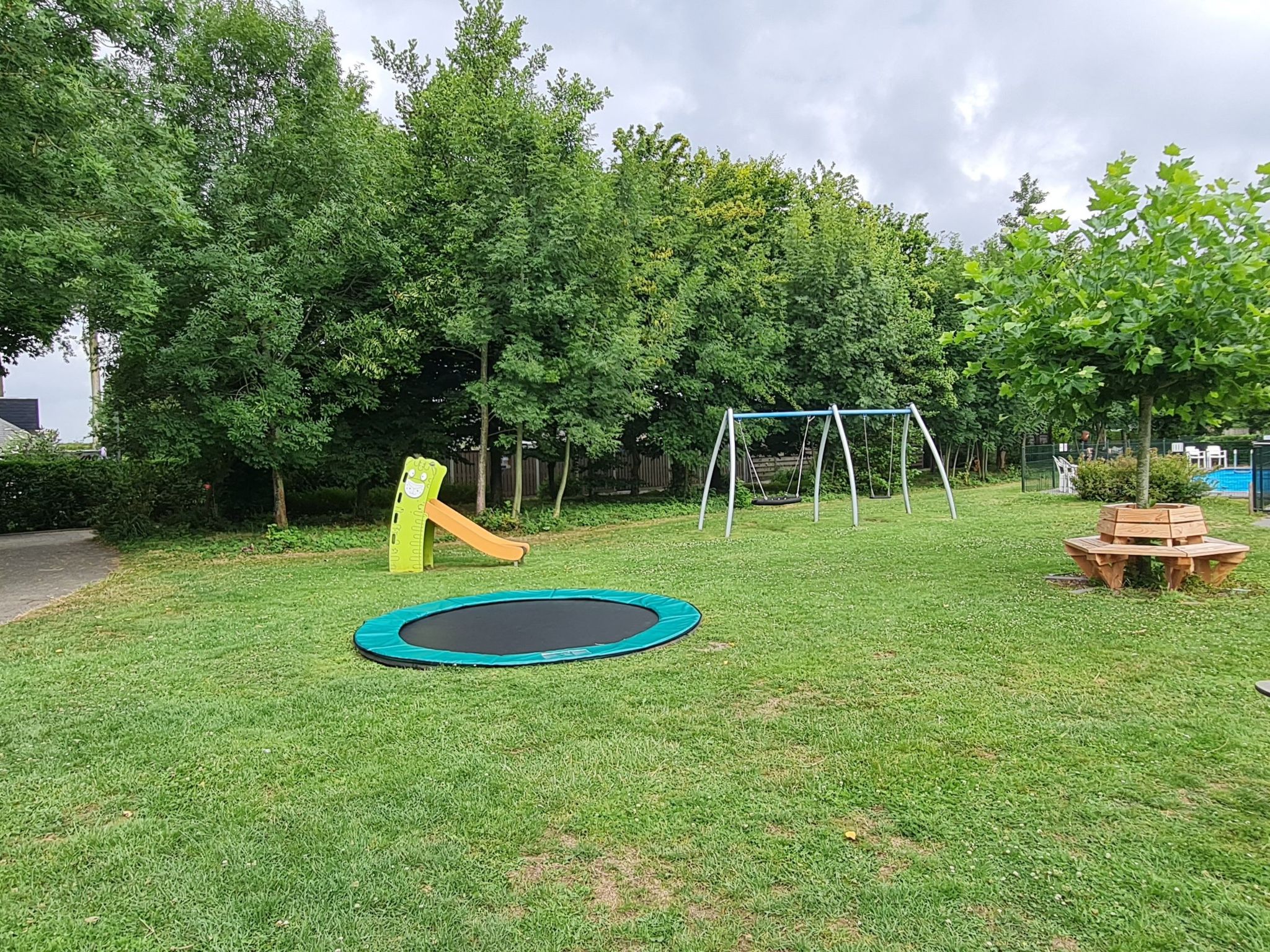 "Buurtweg 121"-Dedans