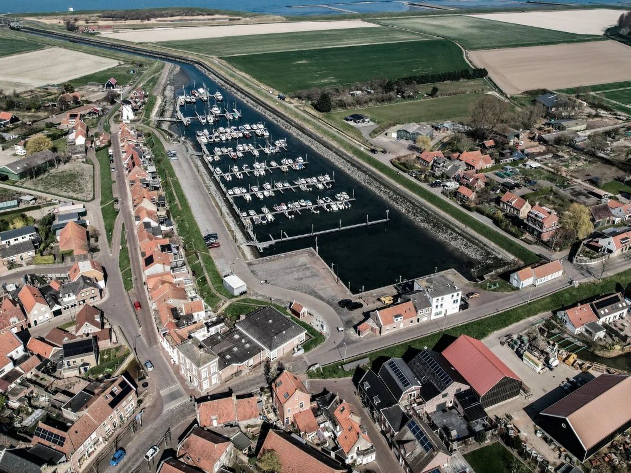 "Buurtweg 121"-Dedans