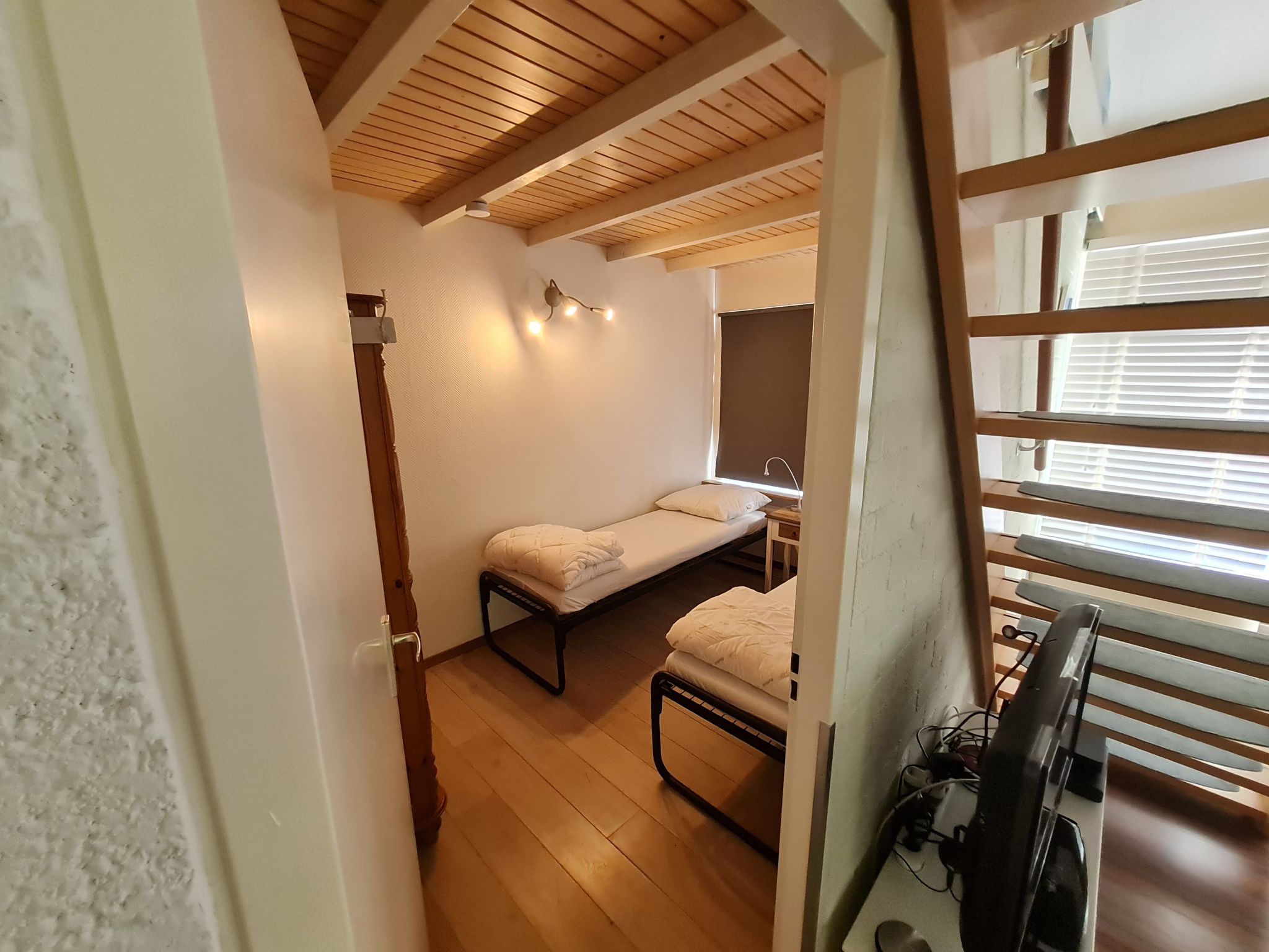 "Buurtweg 121"-Dedans