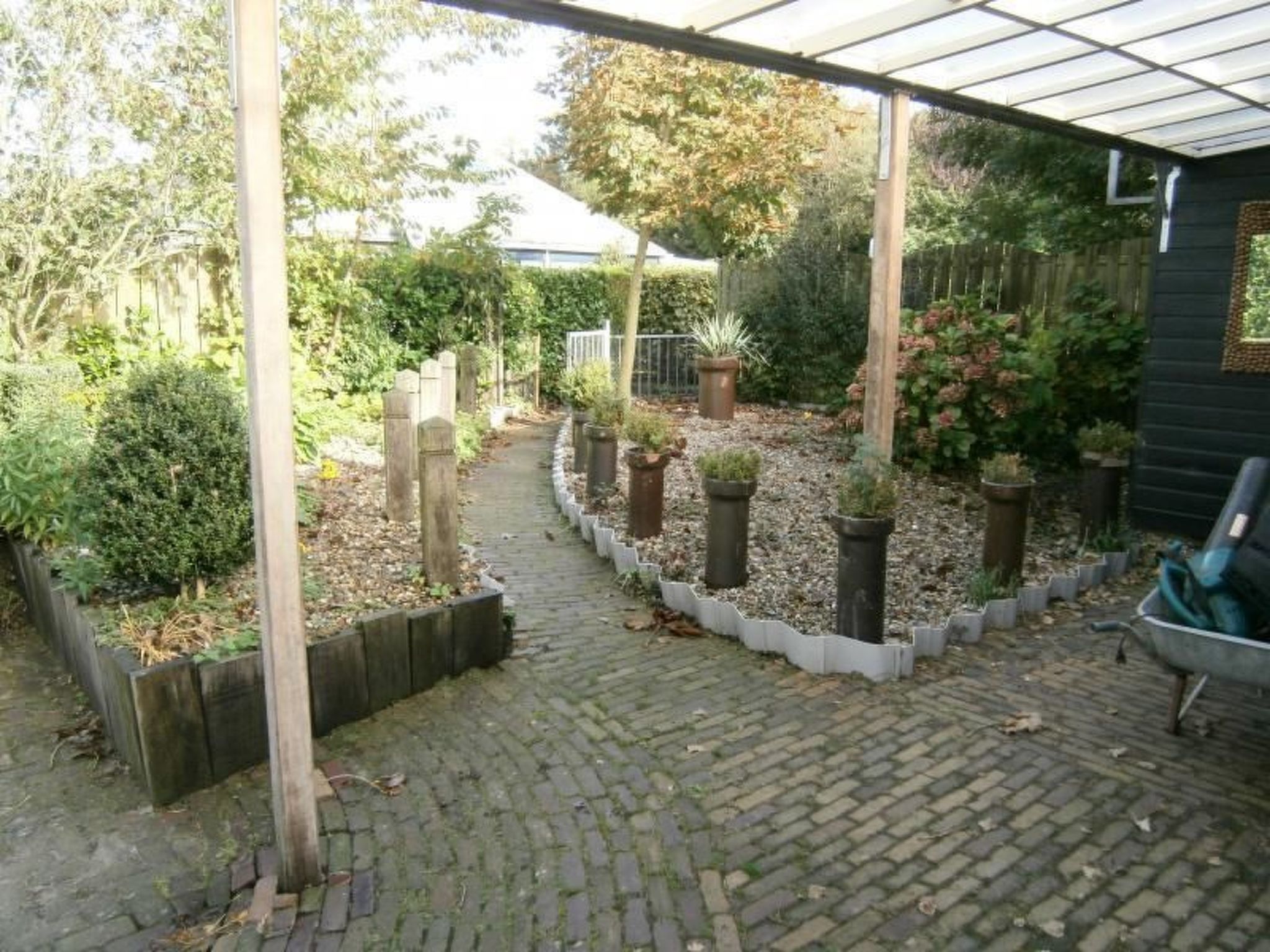 Mit privatem Garten und Grill-Binnen