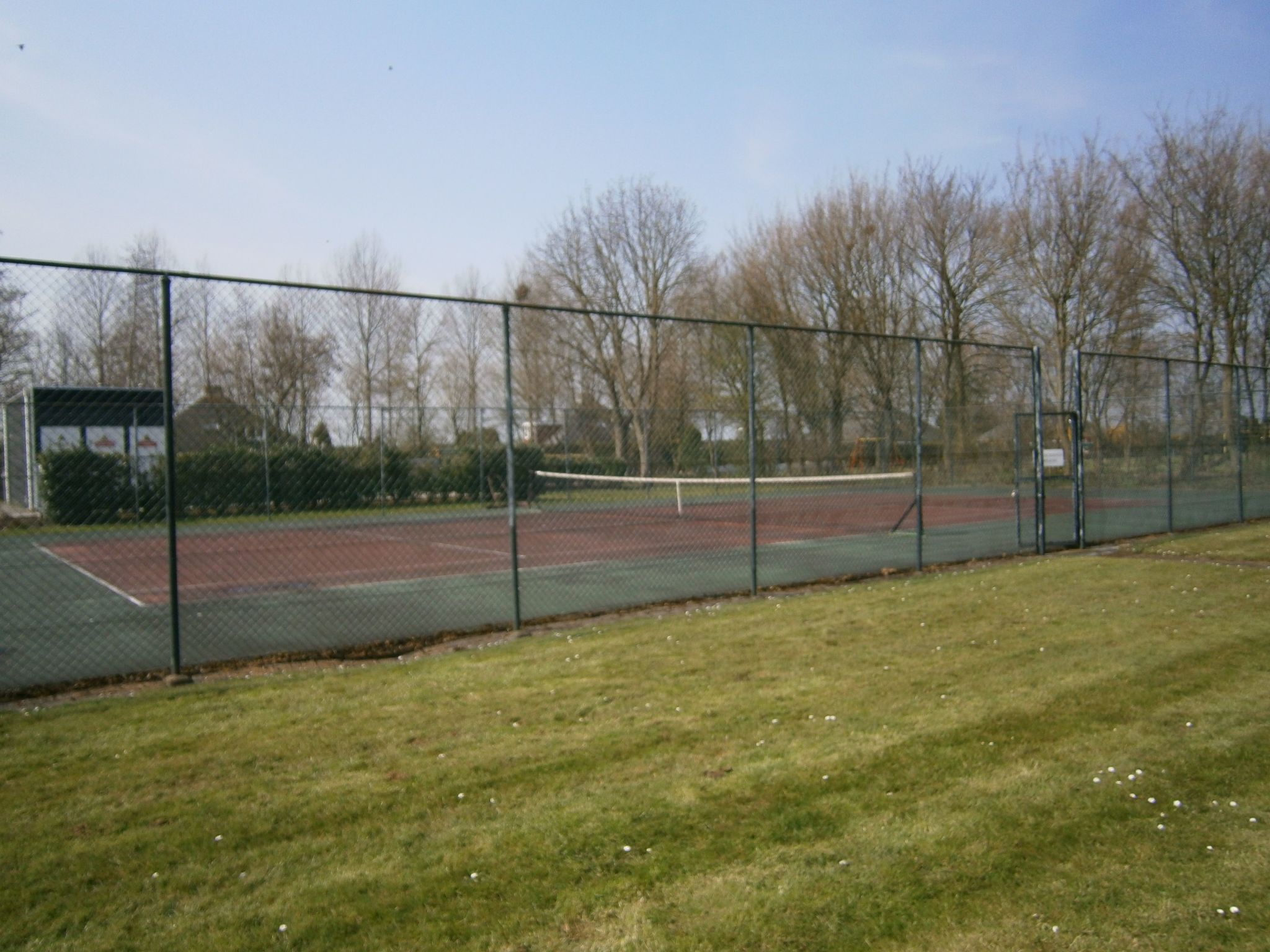 Mit privatem Garten und Grill-Binnen