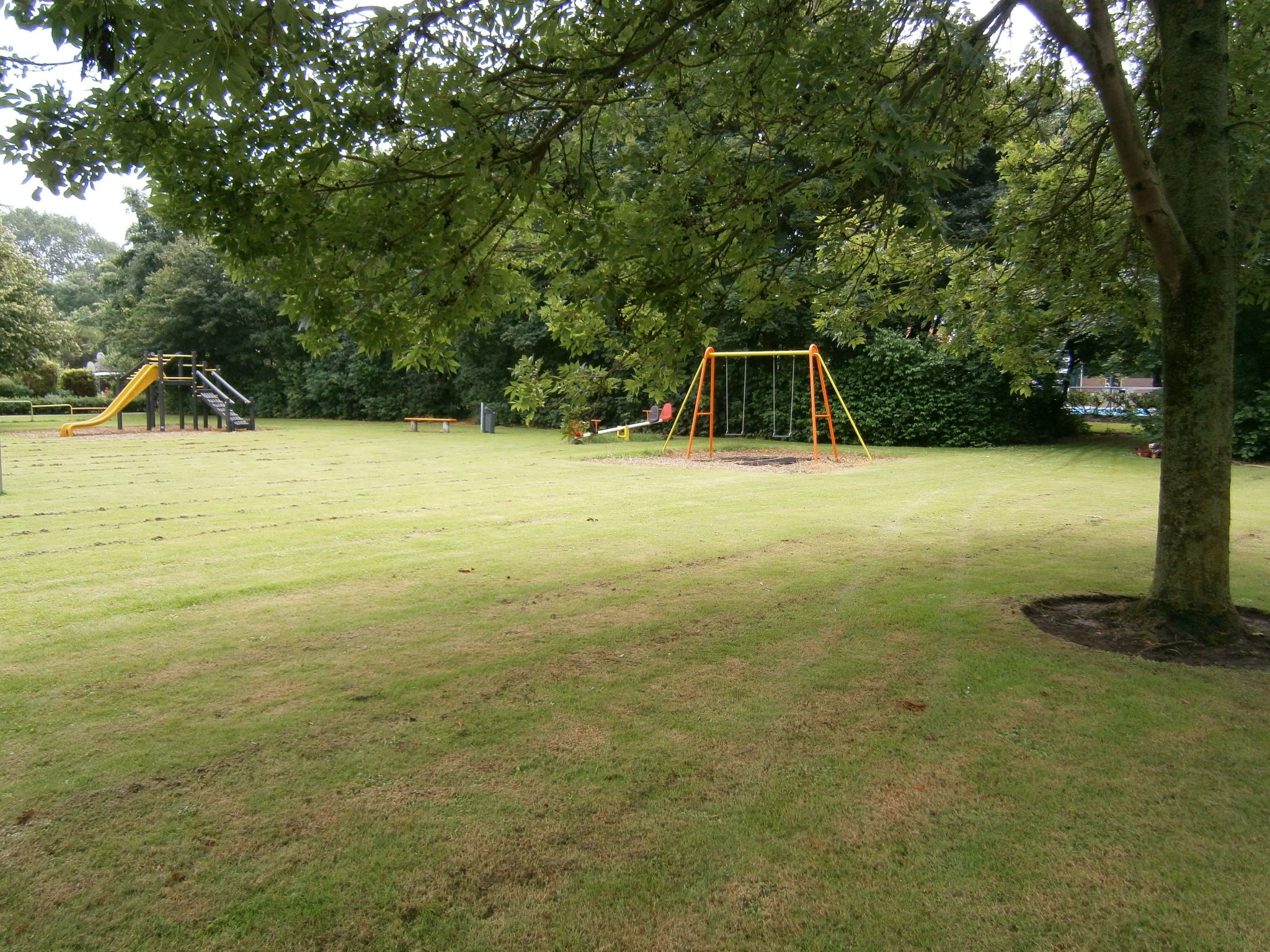 Mit privatem Garten und Grill-Binnen