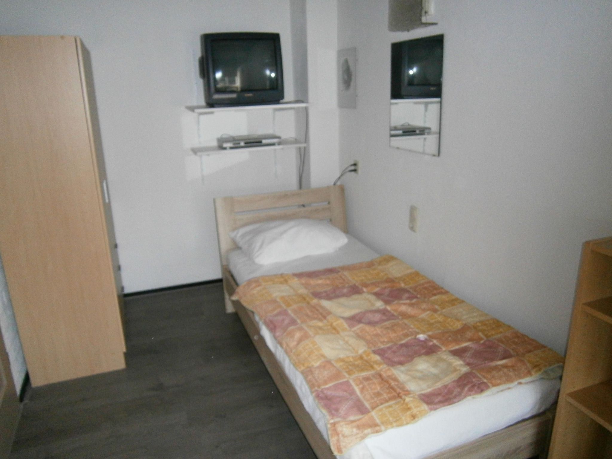 Doppelhaushälfte für sechs Personen in einem Ferienpark in der Nähe von Staveni-Dedans