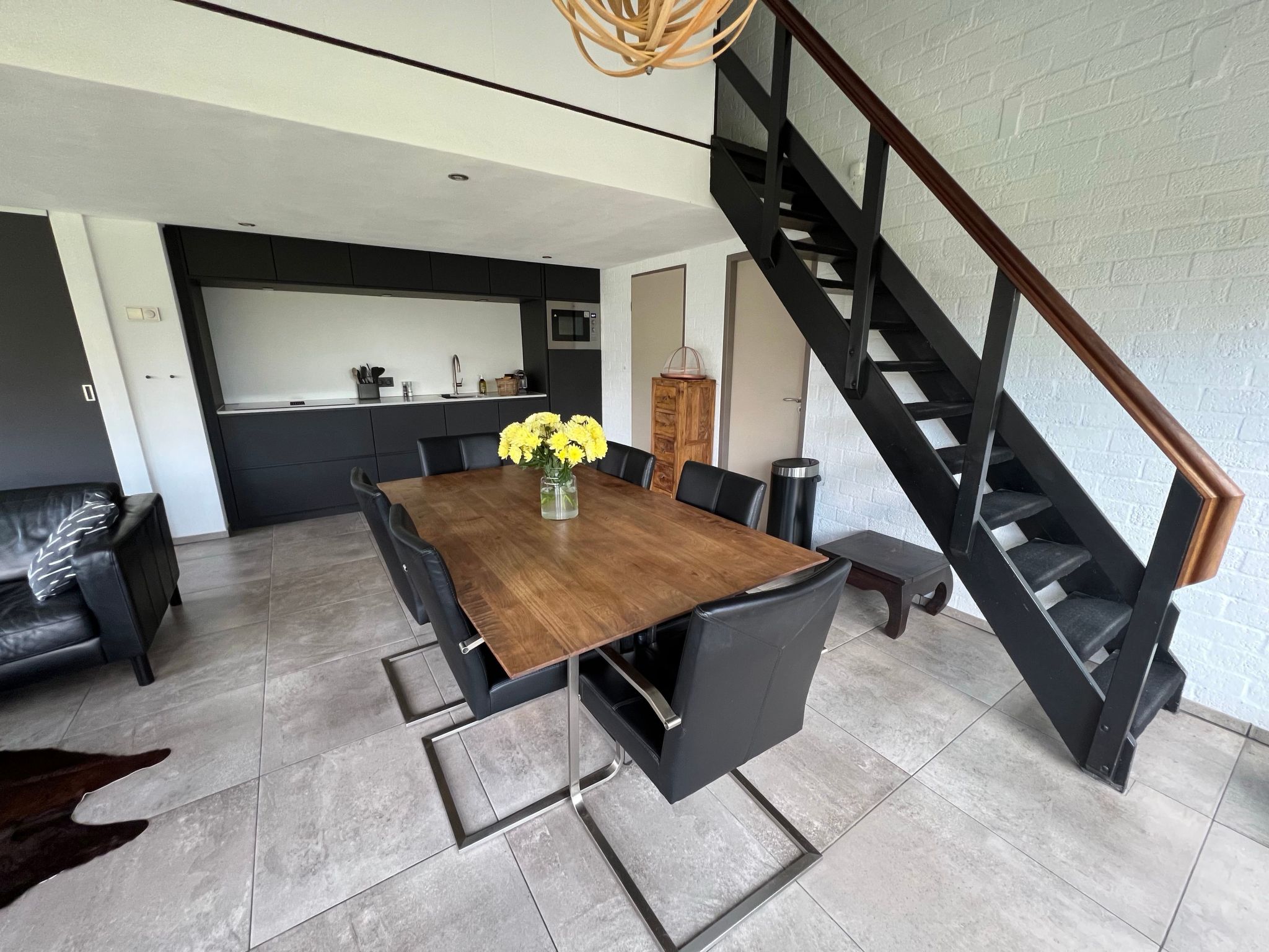 In Stavenisse mit gemütlicher Terrasse-Dedans