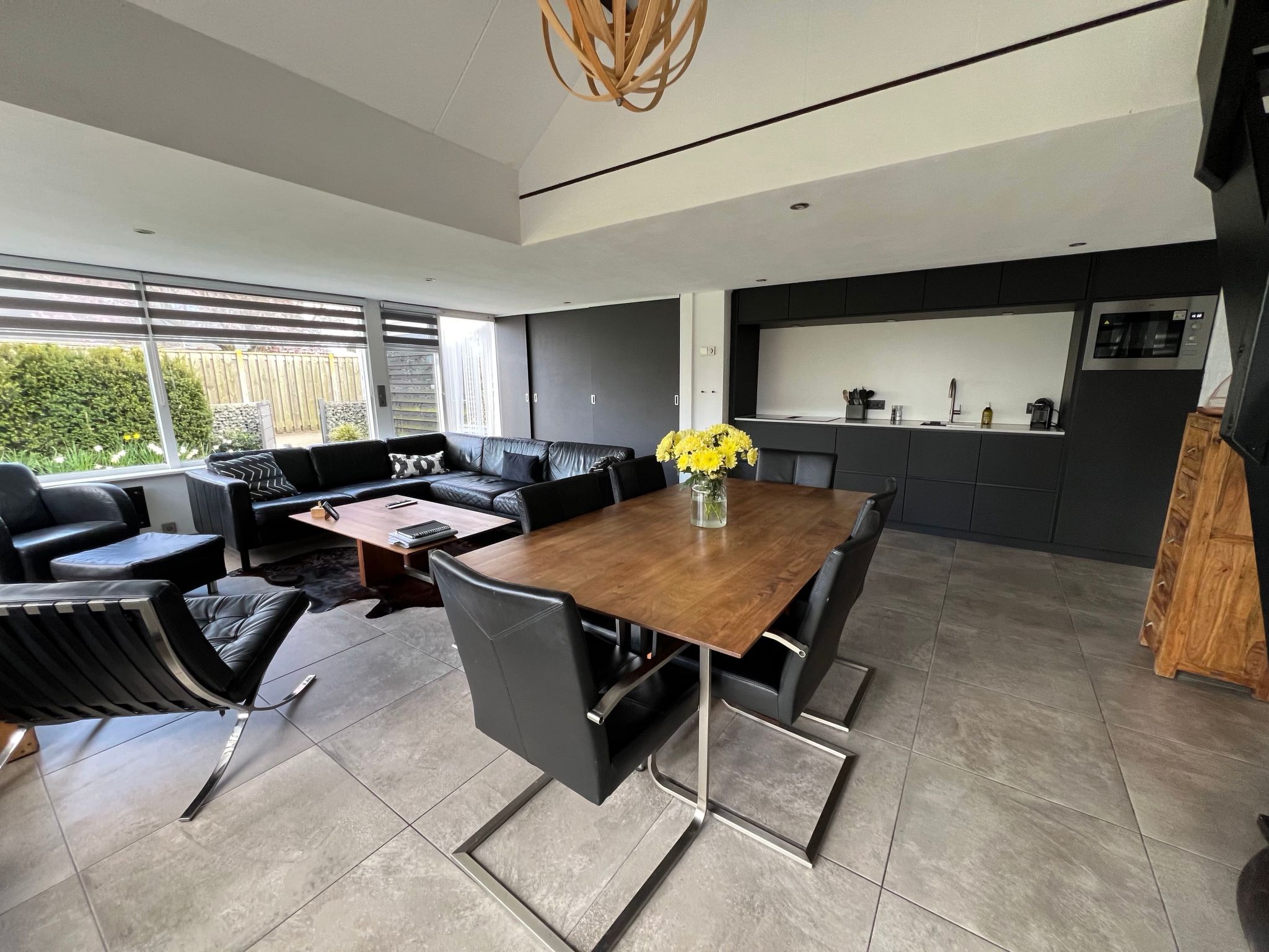 In Stavenisse mit gemütlicher Terrasse-Dedans