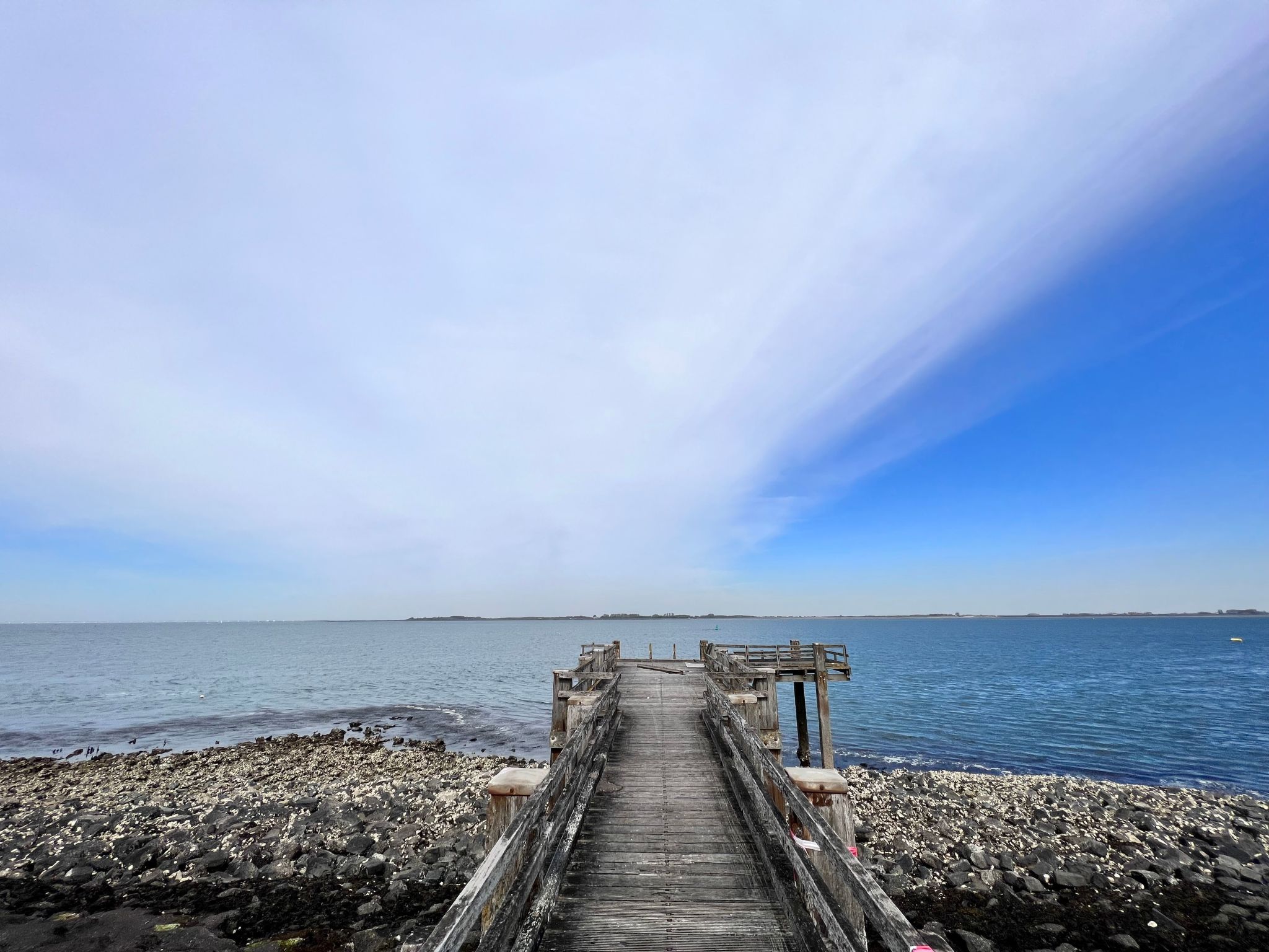 In Stavenisse mit gemütlicher Terrasse-Dedans