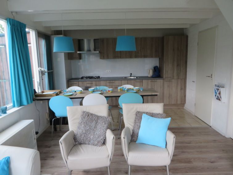 Gemütlicher Vier-Personen-Bungalow in Stavenisse
