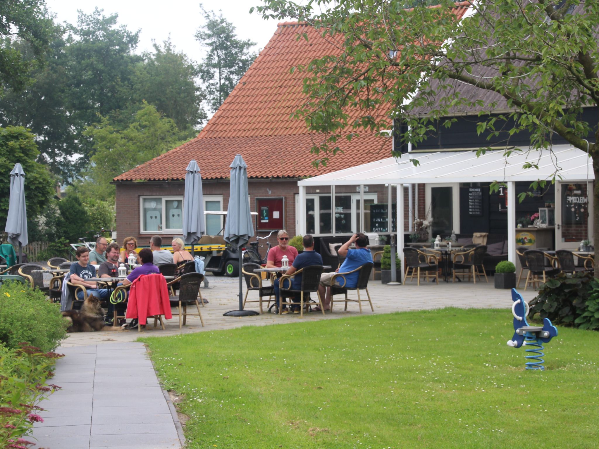 In Stavenisse, Zeeland, Tholen-Binnen