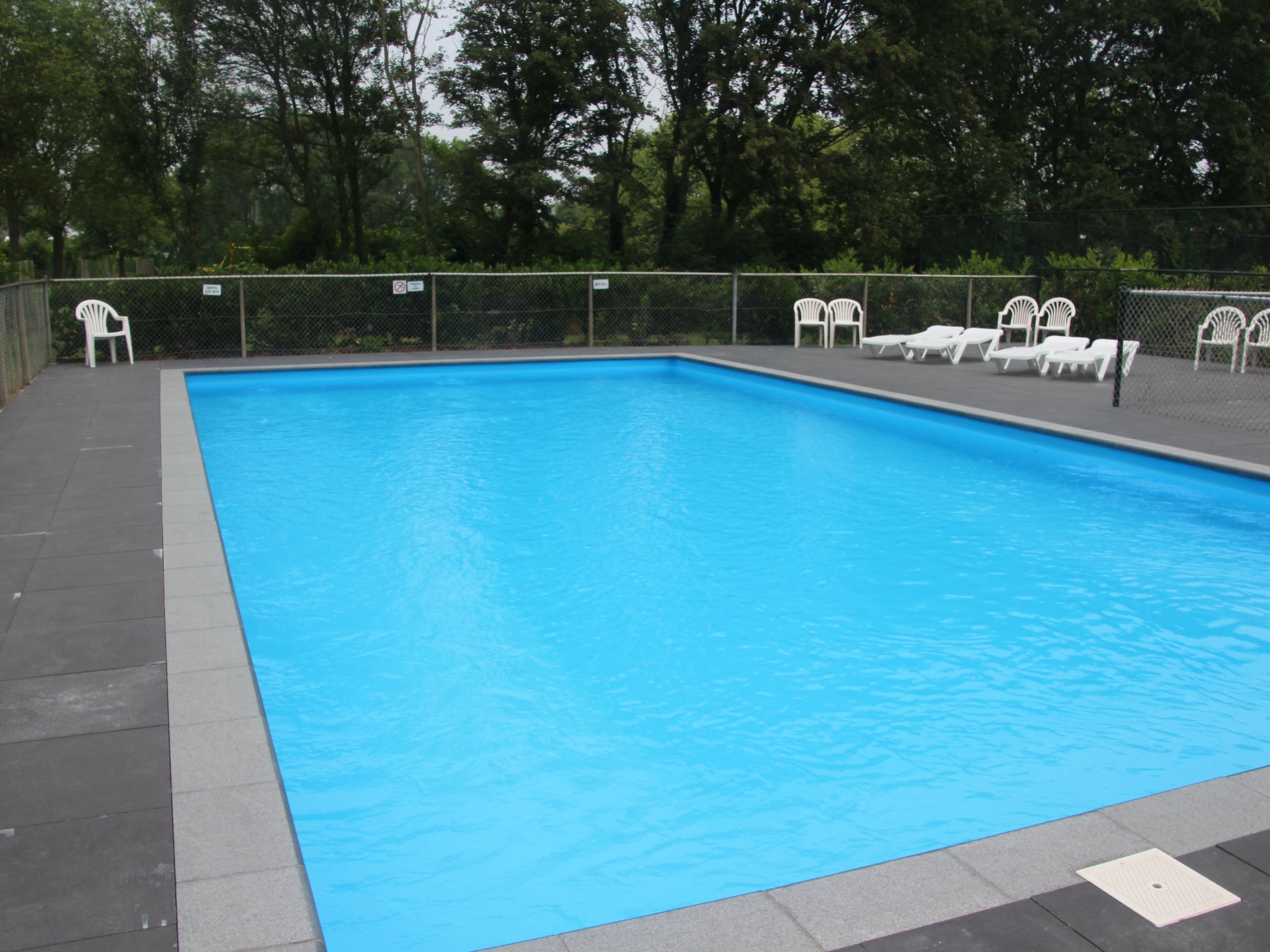 In Stavenisse, Zeeland, Tholen-Binnen