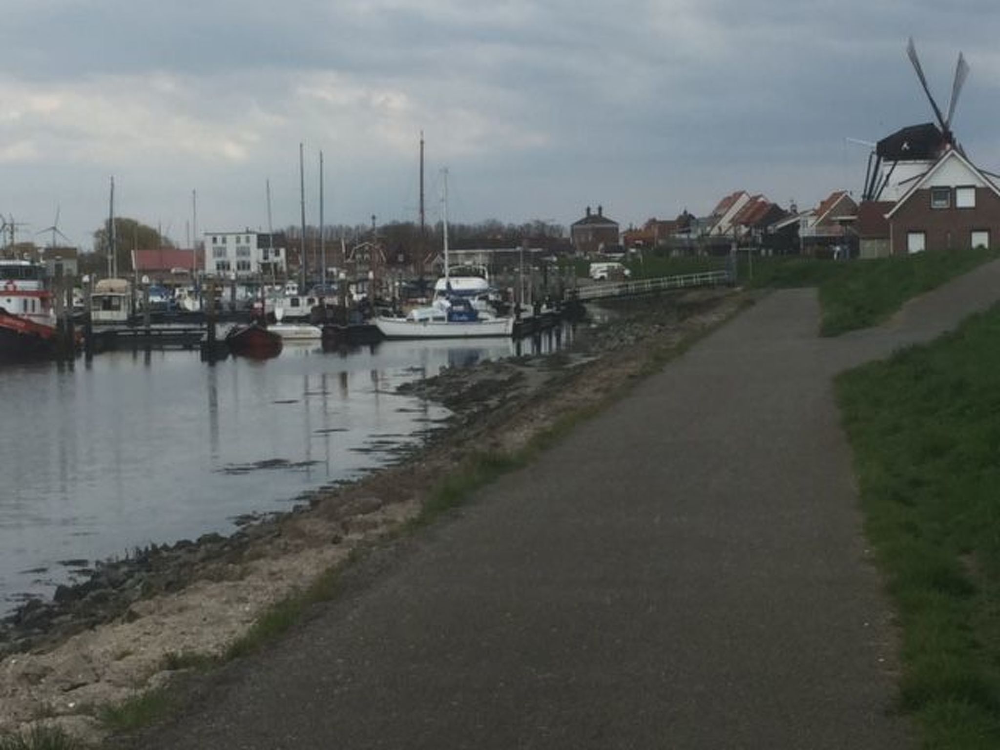 In Stavenisse, Zeeland, Tholen-Binnen