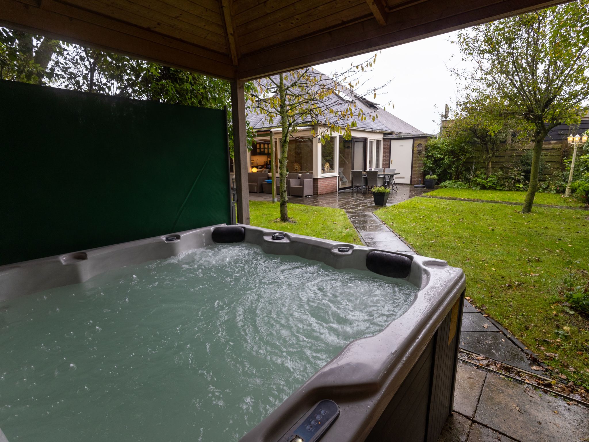 "Ferienhaus mit Jaccuzi"-Image-tags.info