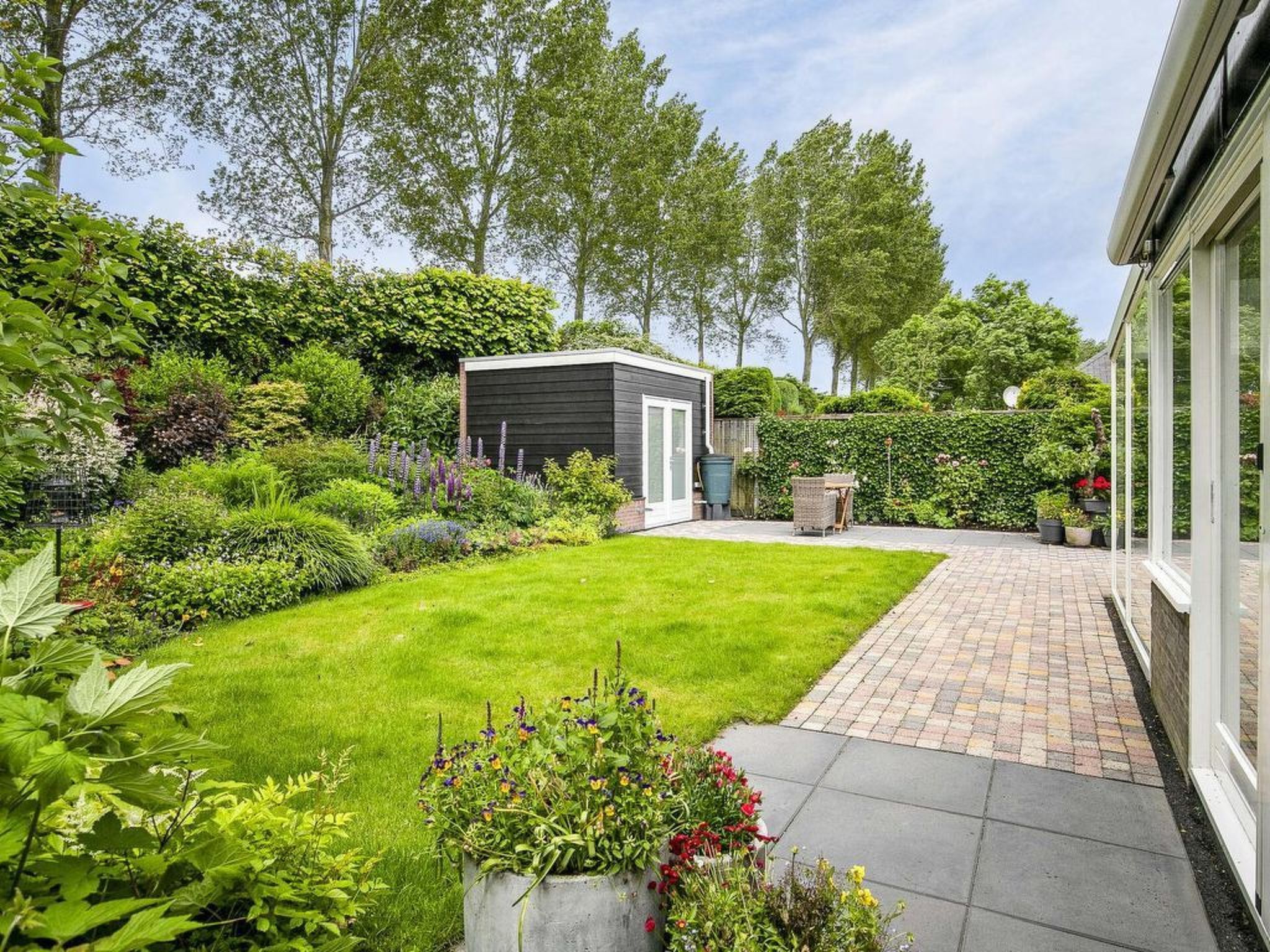 Für 6 Personen-Outside