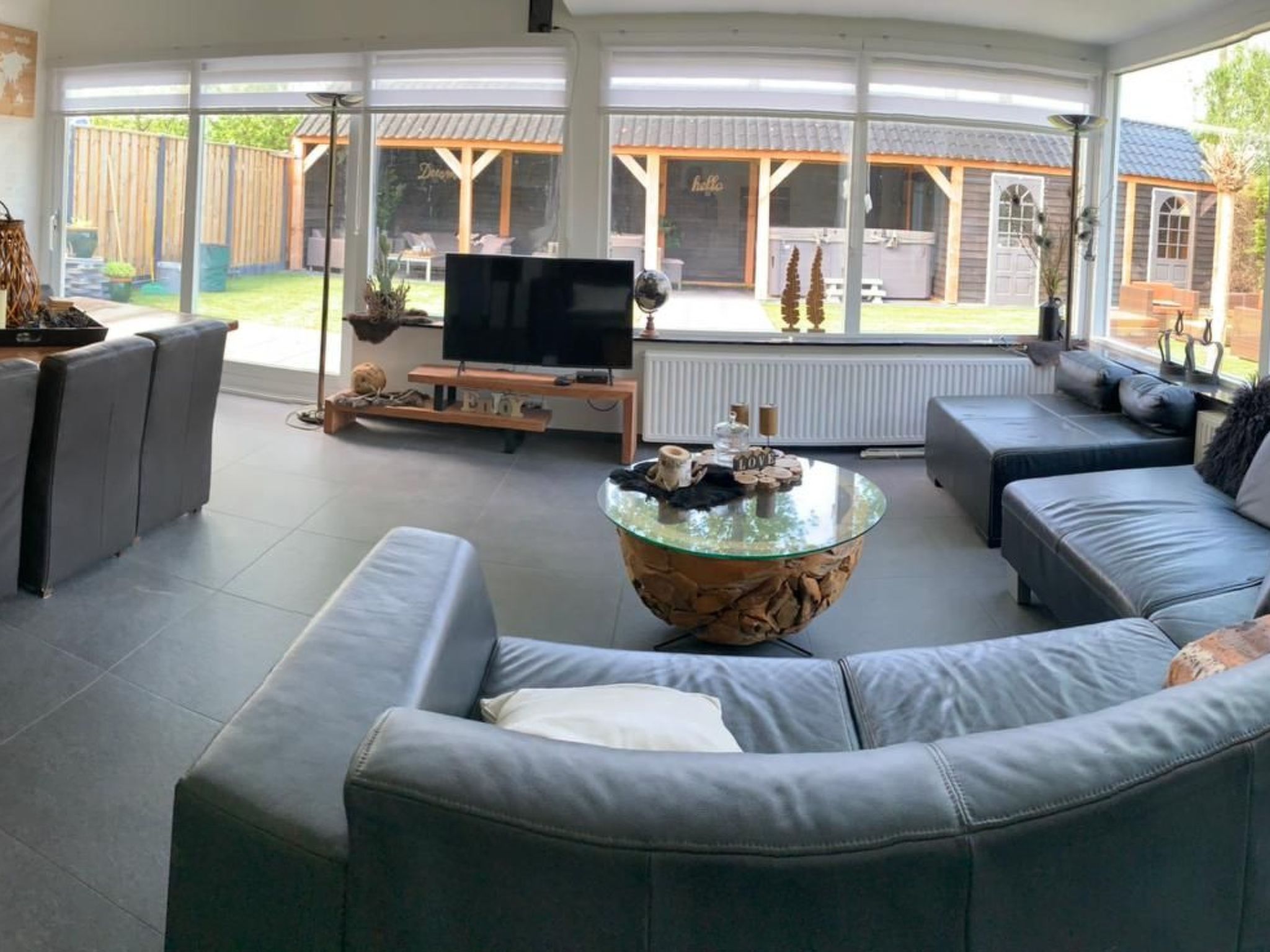 Mit Whirlpool-Inside