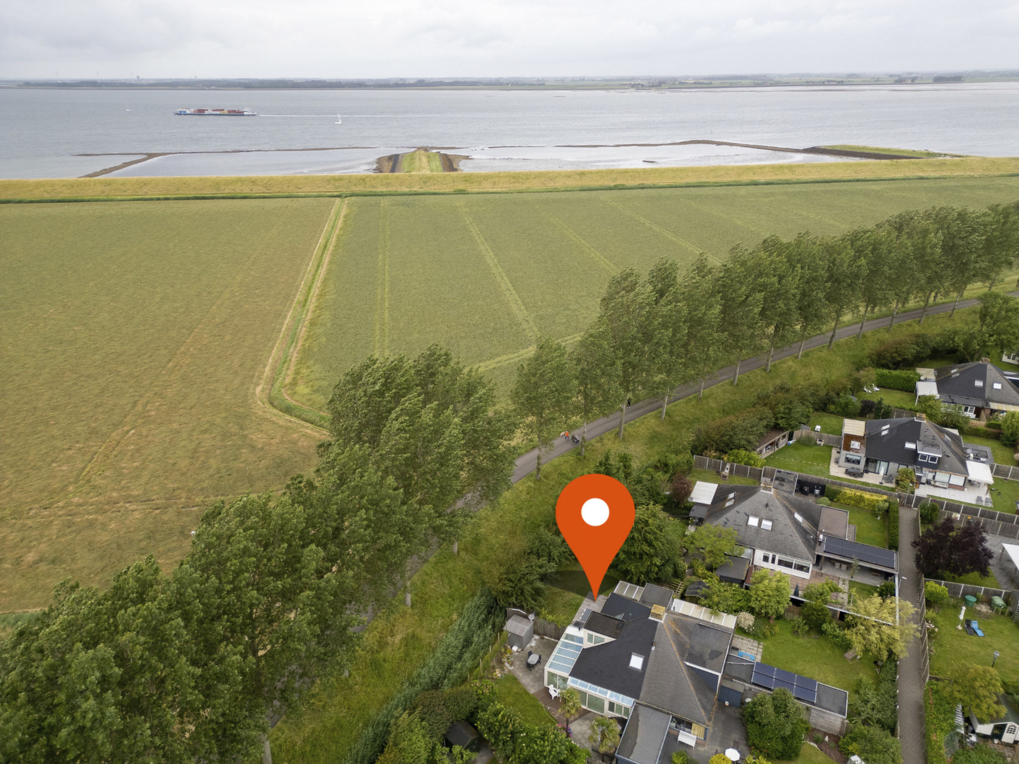 Schöne Familien-Ferienwohnung in Zeeland-Dedans