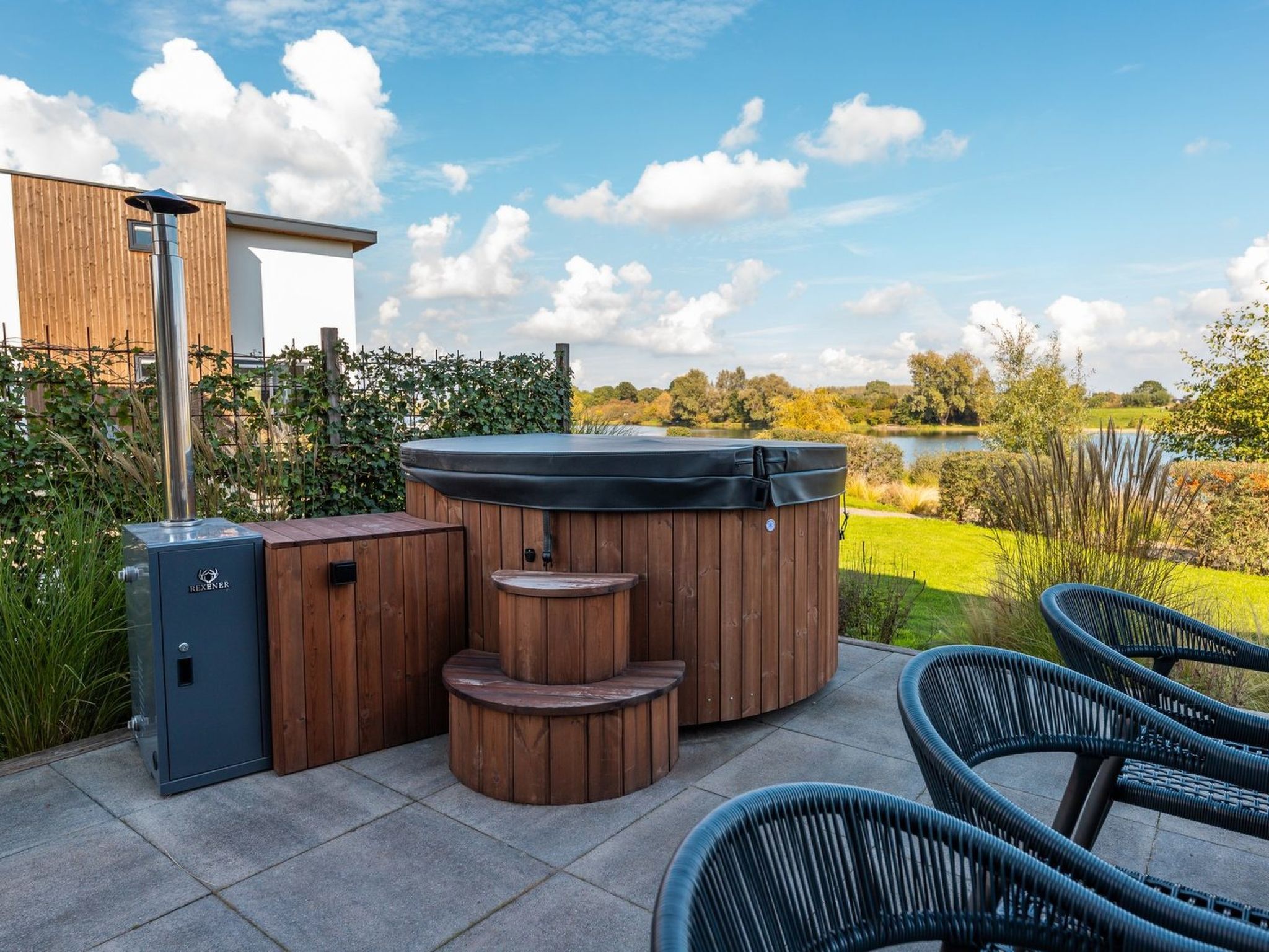 Vakantiepark Aan de Maas -  Waterzicht Wellness