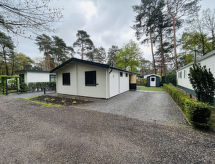 Luxe vakantiehuis met zwembad op Bospark Wolfsven in Mierlo - thumbnail 2