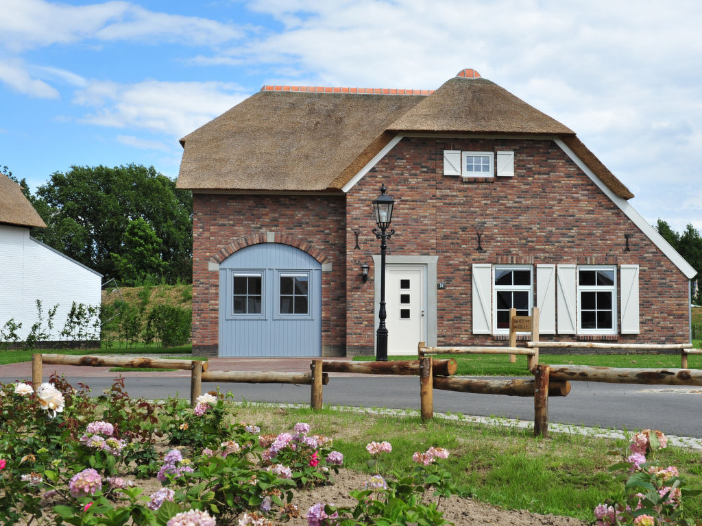 Ferienhaus 13 persoons Luxe Ferienhaus in den Niederlande