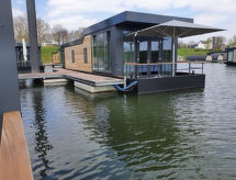 Maasterp woonboot 14 – Uniek vakantieverblijf aan de Maas in Limburg - thumbnail 3