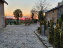 Luxe groepsbungalow met sauna op golfresort in Zuid-Limburg voor 10 personen - thumbnail 1