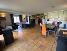 Vrijstaande bungalow voor 10 personen aan de golfbaan in Gulpen, Limburg - thumbnail 3