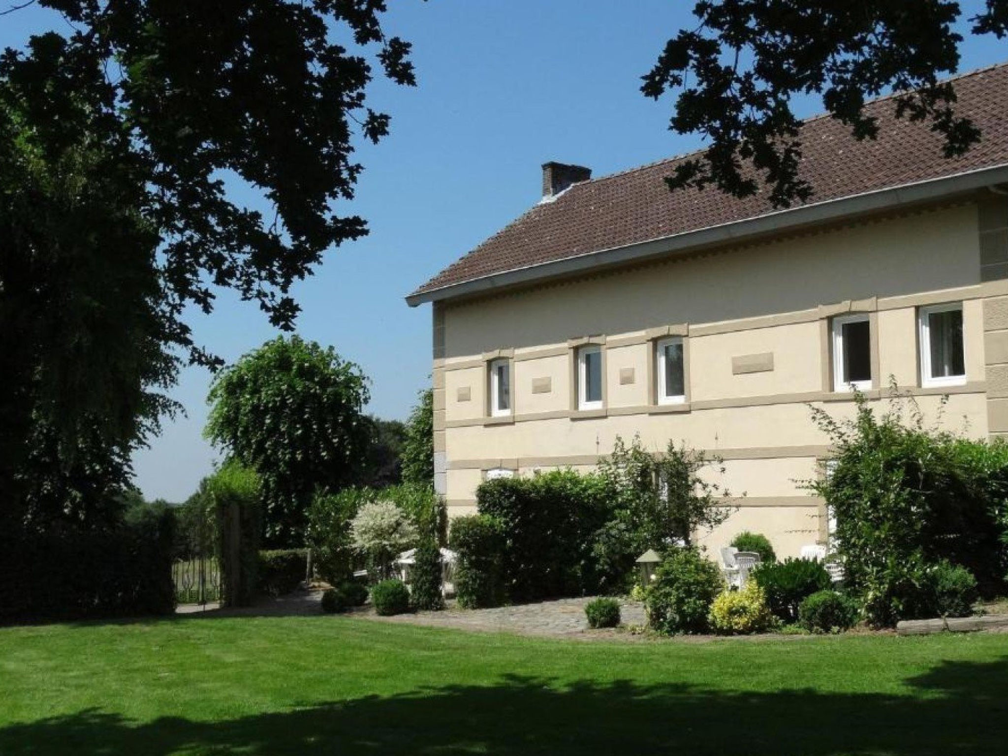 9-Personen-Reihenferienhaus

Die 9-Personen-Reihenbungalow im Bungalowpark Landsrade ist die ideale Unterkunft für mittelgroße Gruppen, die Komfort, Privatsphäre und eine ruhige Umgebung suchen. Ge..