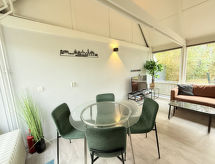 Luxe 4-persoons bungalow aan golfbaan in Zuid-Limburg - thumbnail 3