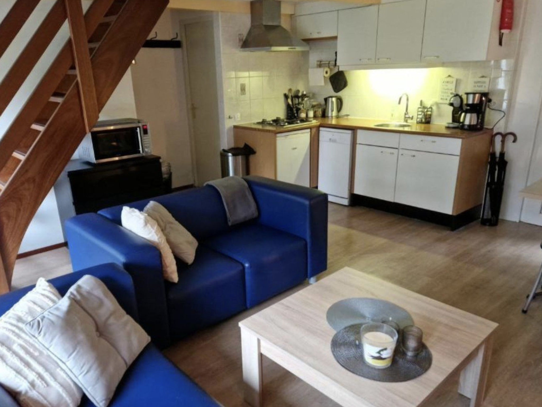Bungalowpark Simpelveld - Alpha 86 — Living Room (4 of 9)