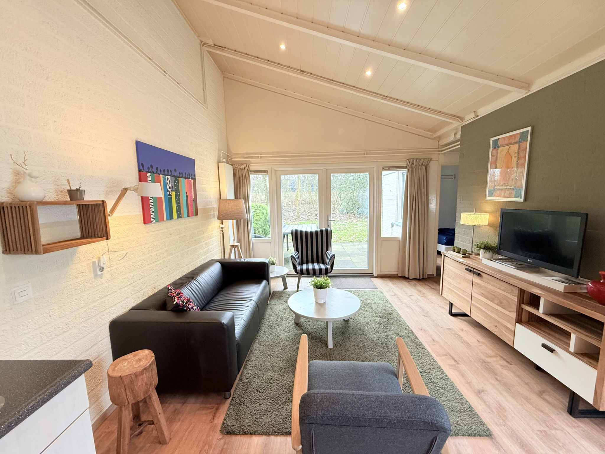 Bungalowpark Simpelveld - Schakel 22 — Living Room (5 of 17)