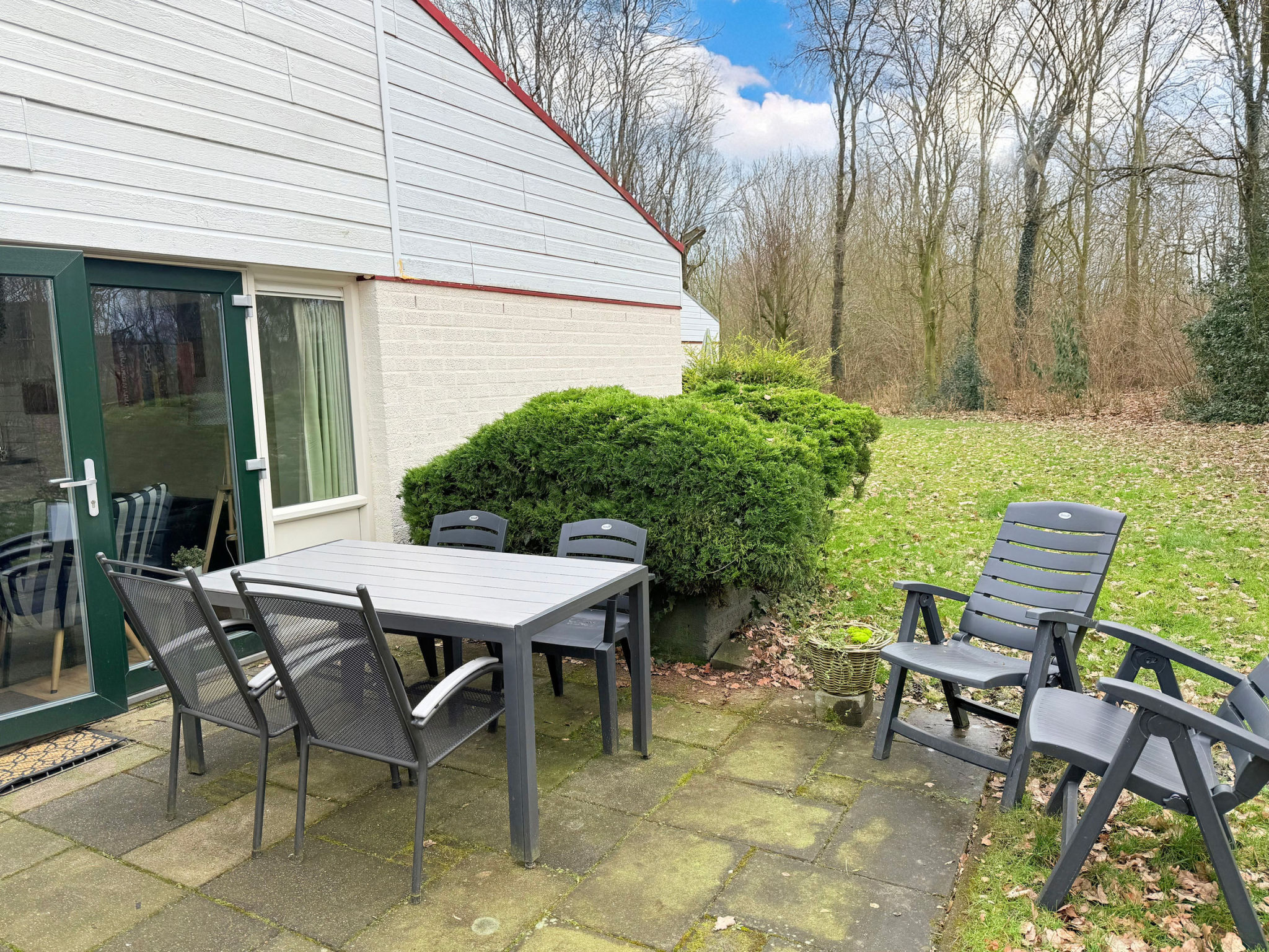 Bungalowpark Simpelveld - Schakel 22 — Terrace (2 of 17)