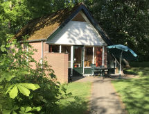 Luxe wellnessbungalow aan 18-holes golfbaan in Zuid-Limburg - thumbnail 1