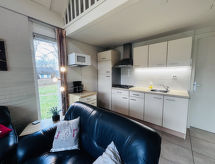 Luxe 4-persoons bungalow aan golfbaan in Simpelveld, Limburg - thumbnail 2
