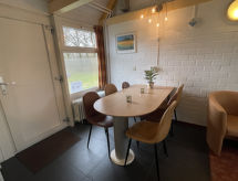 Luxe vakantiebungalow in Simpelveld voor 6 personen met golfbaan - thumbnail 5