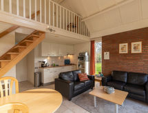 Delta 148: Luxe vakantiebungalow aan de golfbaan in Zuid-Limburg - thumbnail 1