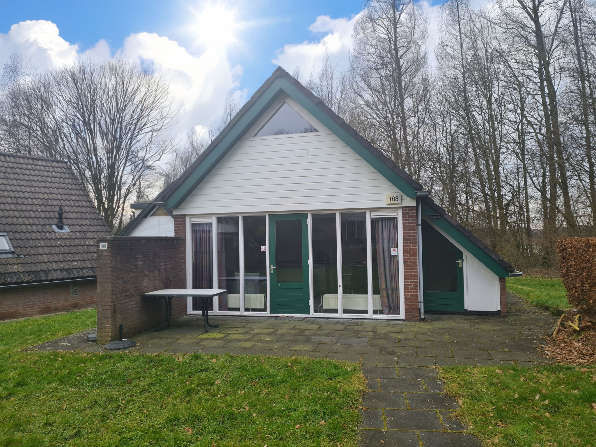 Bungalowpark Simpelveld - Delta 108 - Draußen