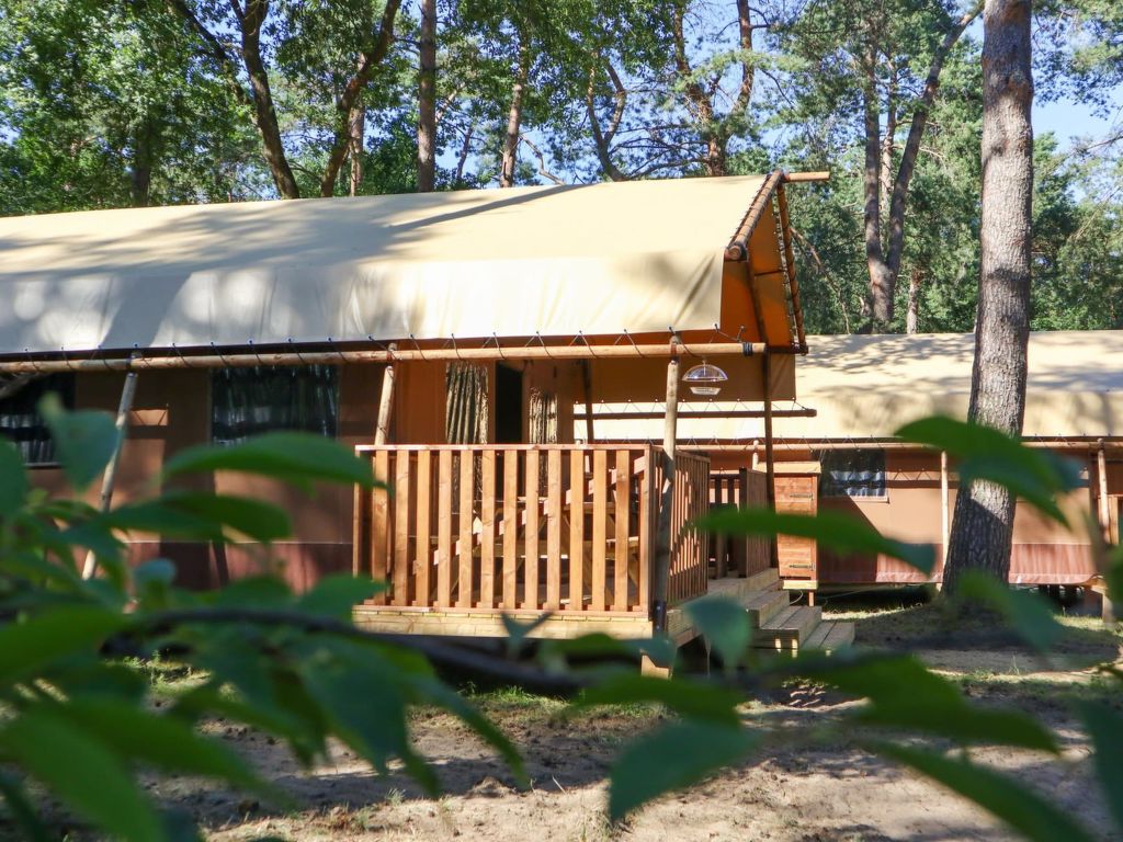 Vakantiehuis Lodgetent 2 in Nederland