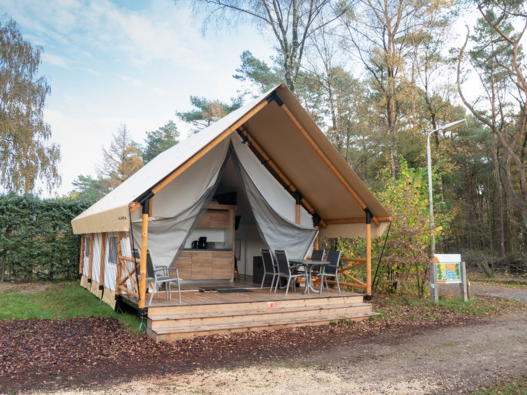 Holiday Home EuroParcs De Wije Werelt