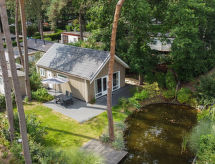 Boslodge in kindvriendelijk vakantiepark bij Nationaal Park De Hoge Veluwe - thumbnail 1