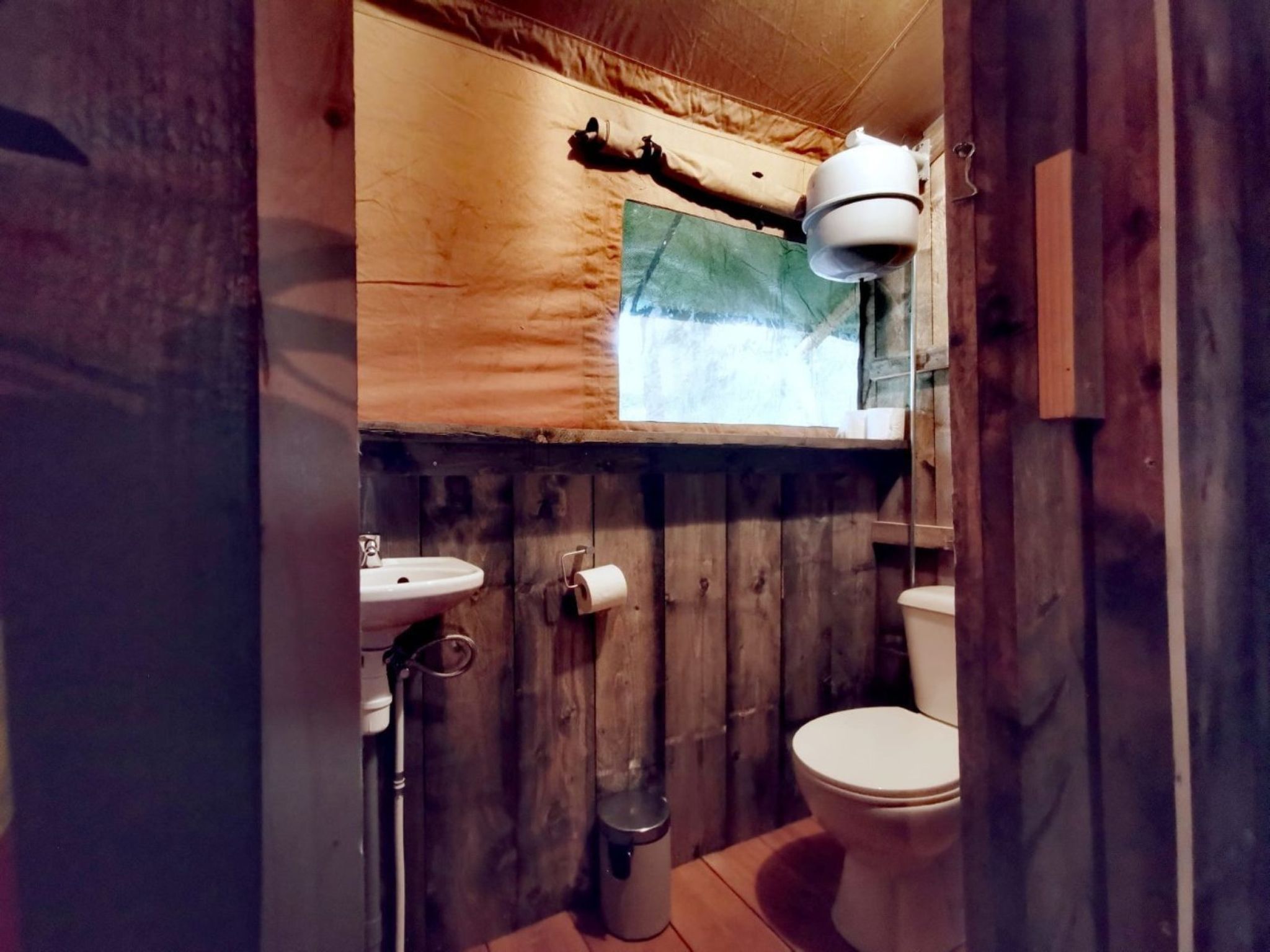 Outdoors Holten - Glamping tent bad - Buiten