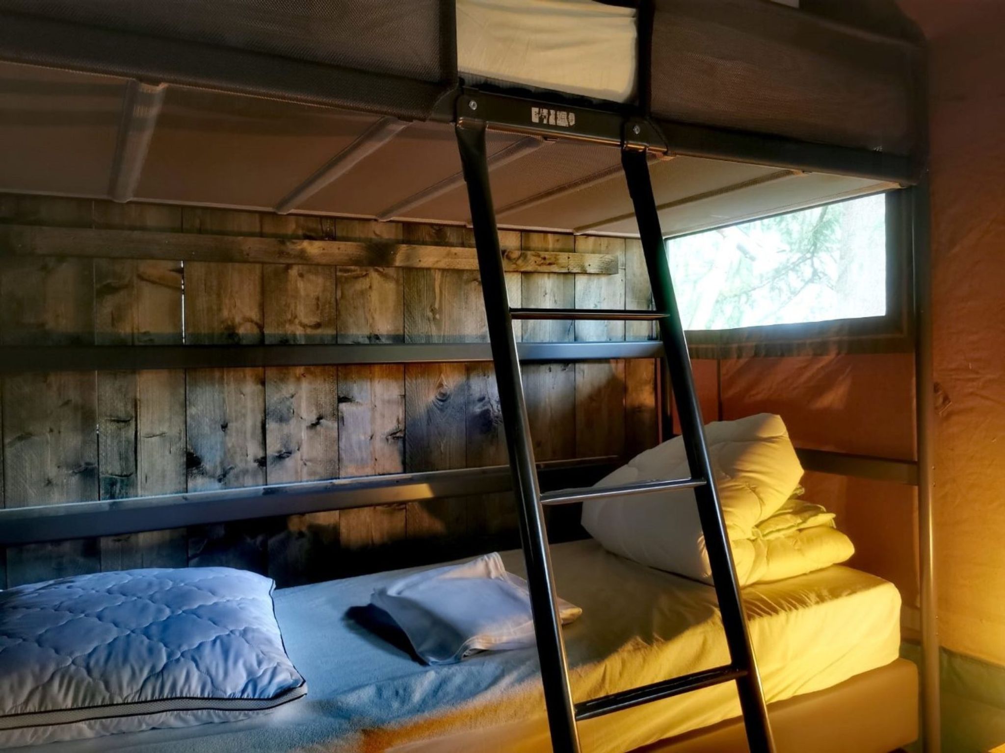 Outdoors Holten - Glamping tent bad - Buiten
